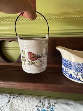 Vintage Royal USA Blue Willow Small ceramic creamer with Metal Handle set